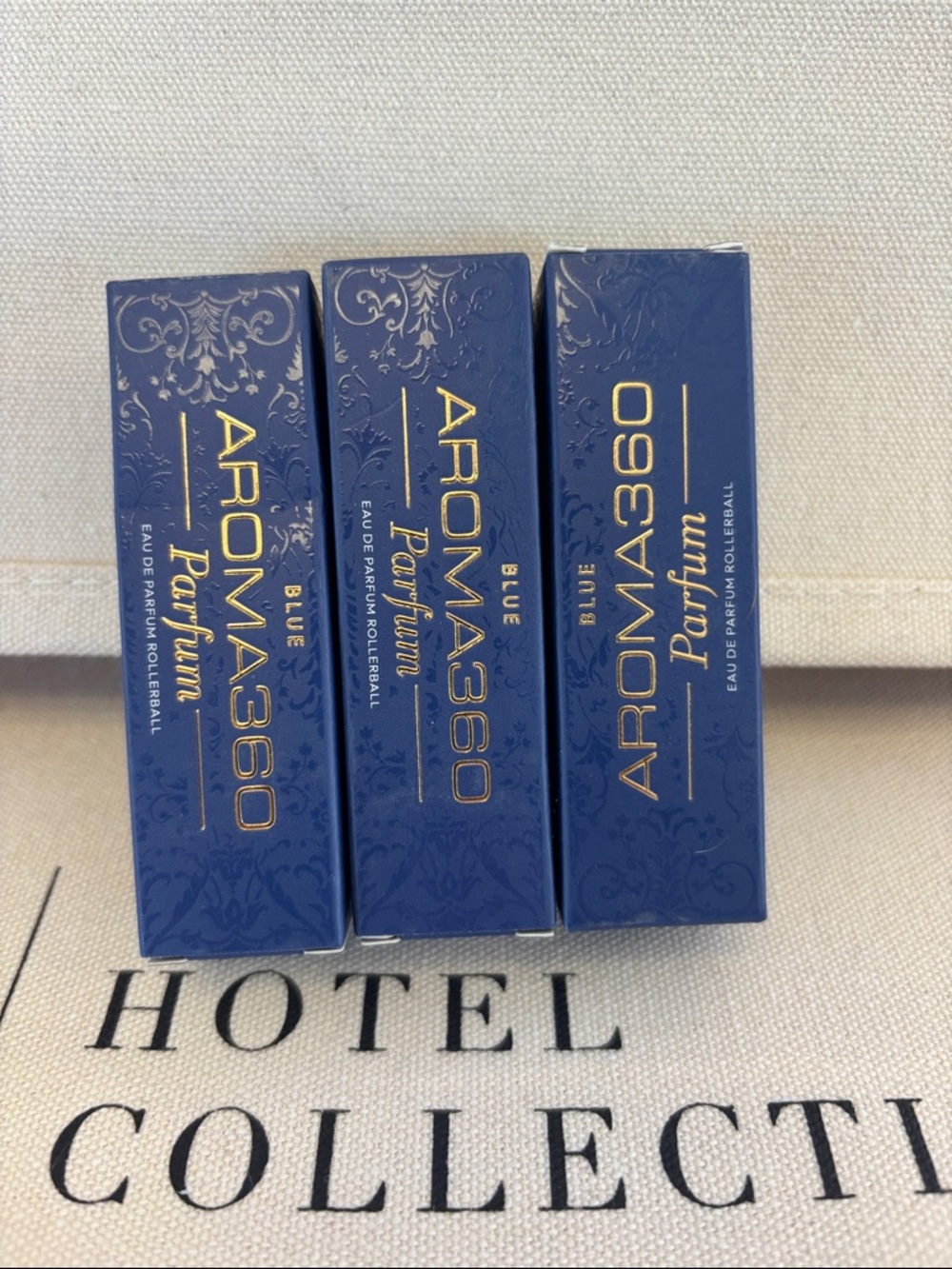 Aroma360 Blue Parfum Roll-On - Blue